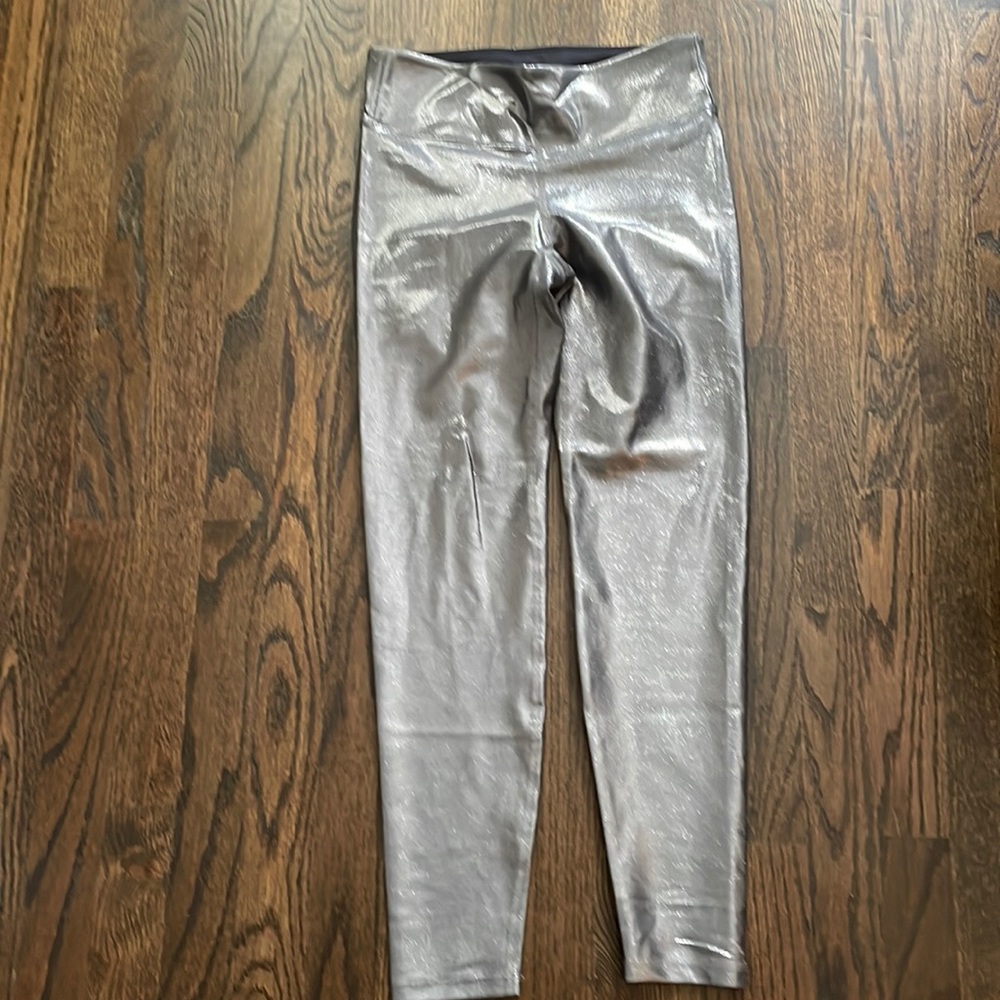 Heroine Sport Marvel Legging - Platinum - Picture 3 of 5